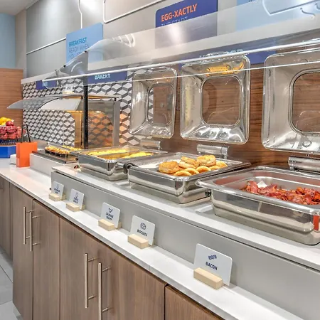Holiday Inn Express Hotel & Suites Dallas West By Ihg-3