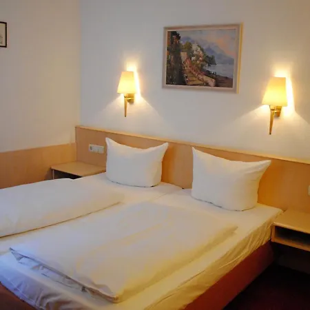 Hotel & Cafe Goeller-3