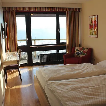 Burghotel Schöne Aussicht Bauer GmbH-2