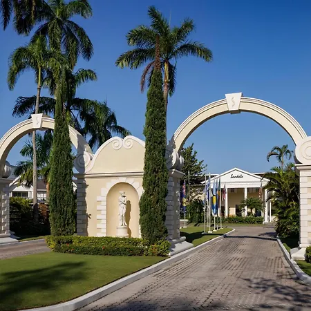 Sandals Royal Caribbean All Inclusive Resort & Private Island - Couples Only-3