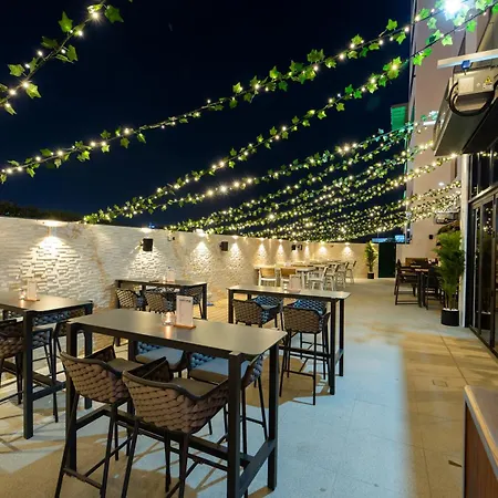 Four Points By Sheraton Production City, Dubai-2