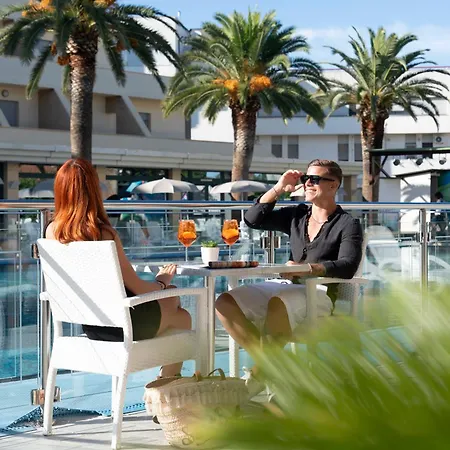 Park Hotel&Dependance con Spiaggia-3