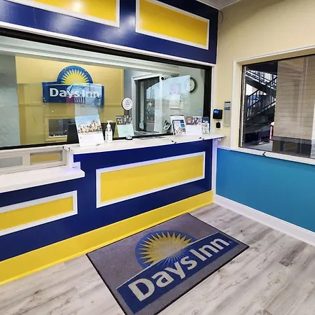 Days Inn By Wyndham Dickinson Tx-3