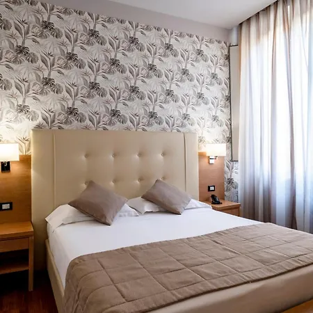 Hotel Accademia-3