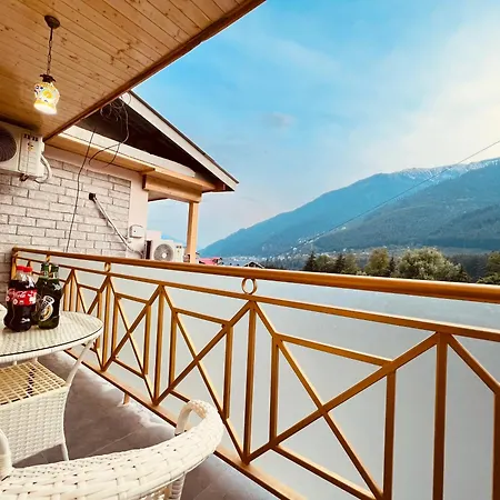 Hill River Resort - Central Heated & Air Cooled - Near Mall Road , Best Property Of Manali 2024- 2025-2