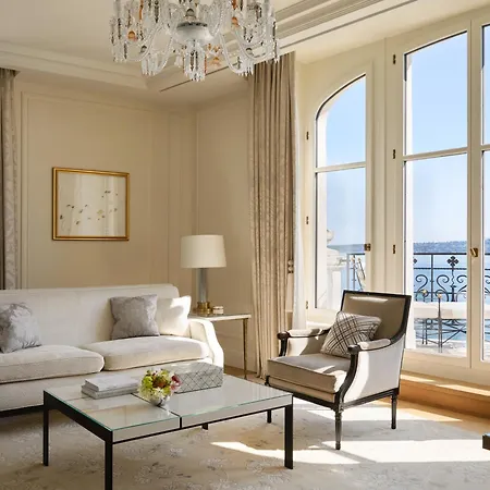 The Woodward - Auberge Collection-3