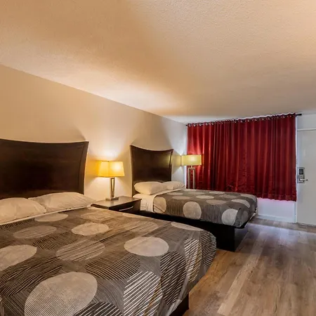 Executive Inn-2