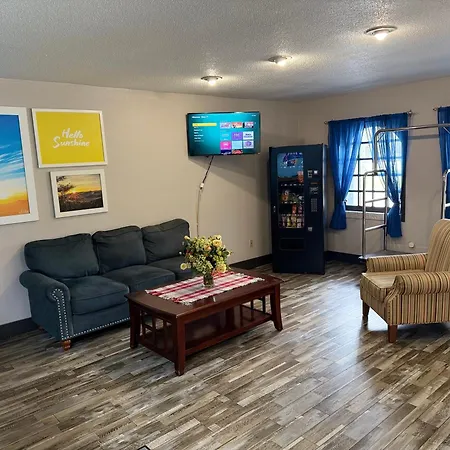 Days Inn By Wyndham Harriman-2