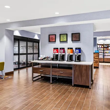 Hampton Inn Omaha/West Dodge Road, Old Mill-3