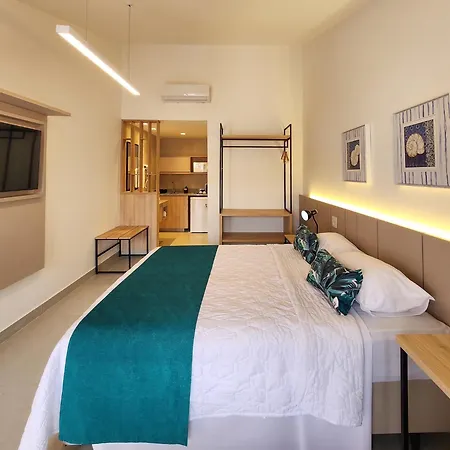 Blu Smart Stay-2