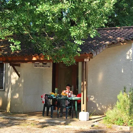 Lagrange Grand Bleu Vacances - Residence Les Ségalières-2
