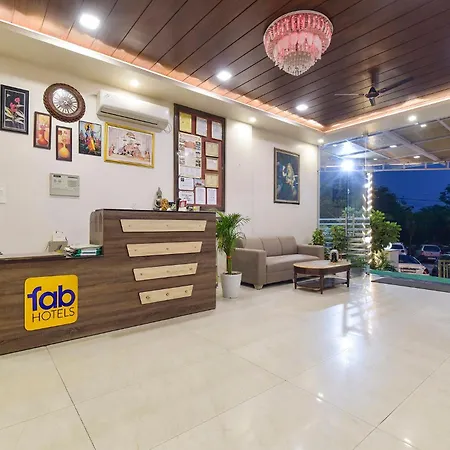 Fabhotel Shiv Palace-2