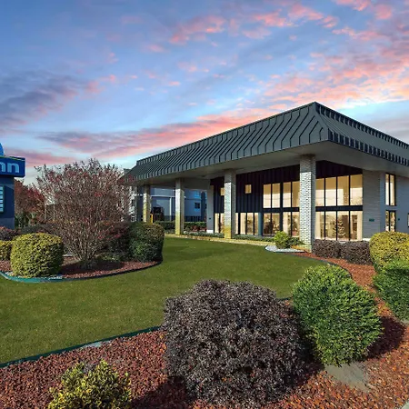 Days Inn By Wyndham Florence/I-95 North-2