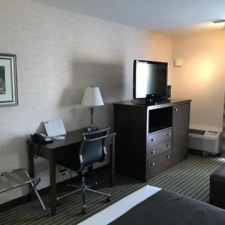 Powell River Town Centre Hotel-3