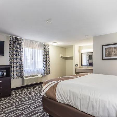 Quality Inn Farmington-2