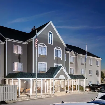 Country Inn & Suites By Radisson, Maumee - Toledo-2