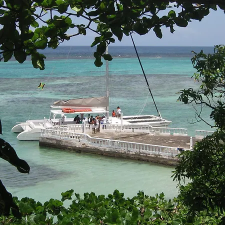 Silver Seas Hotel-3