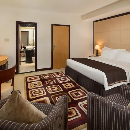 Savoy Suites Hotel Apartment - Dubai-3