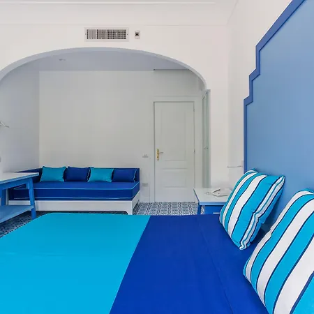 Hotel Mignon Meuble-3