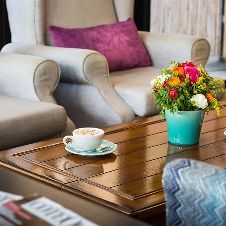The New Port Hotel Tlv-2