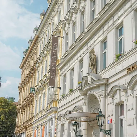 Boutique Hotel Klarov-3
