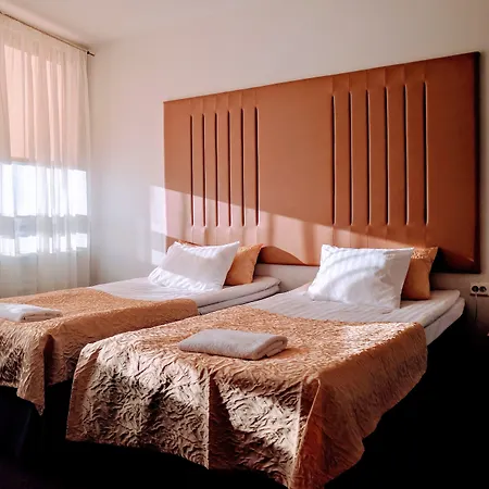 Center Hotel-2