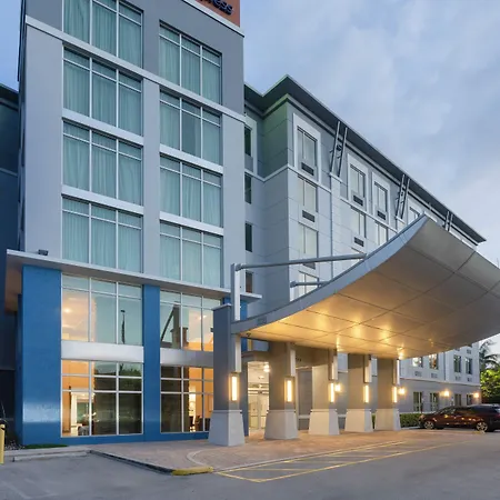 Holiday Inn Express Miami Airport-Blue Lagoon Area By Ihg-3