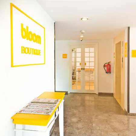 Bloom Hotel - Indiranagar-2