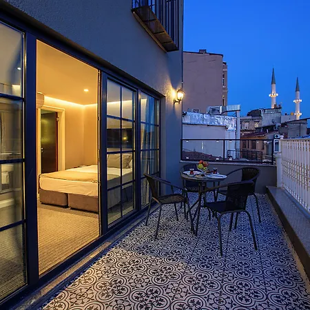 Aston Hotel Taksim-3