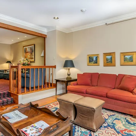 Grey Fox Inn-3