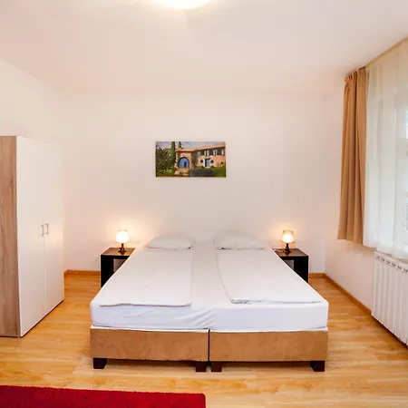 Prince Apartments-3