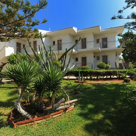 Oasis Beach Hotel - Adults Only-3
