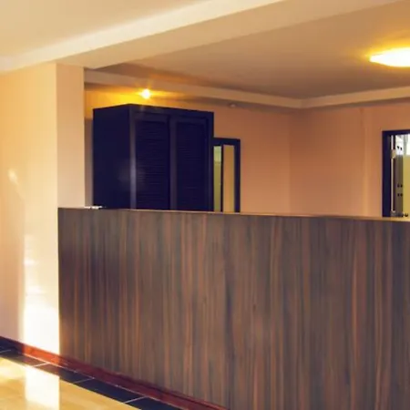 Hotel Yankin-3