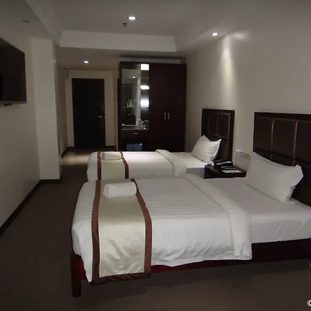 Big Hotel Suites-2
