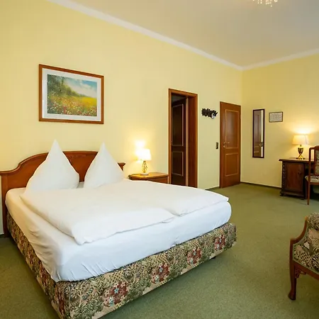 Hotel Alexandra-3