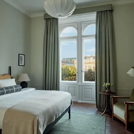 Miiro Palais Rudolf-3