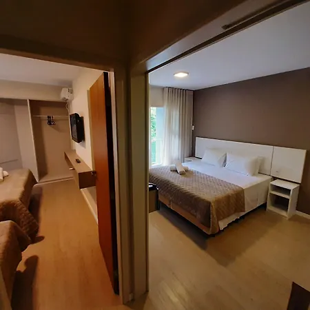 Caravaggio Praia Hotel-3