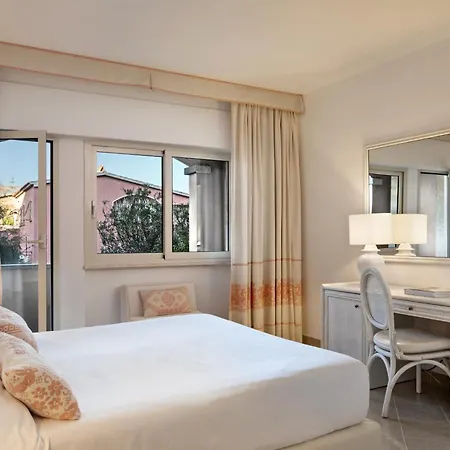 Gabbiano Azzurro Hotel & Suites-3