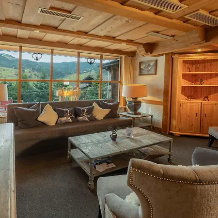Jungfrau Lodge, Annex Crystal-2