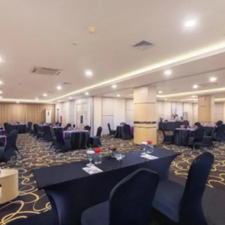 Quest Hotel Darmo - Surabaya By Aston-3