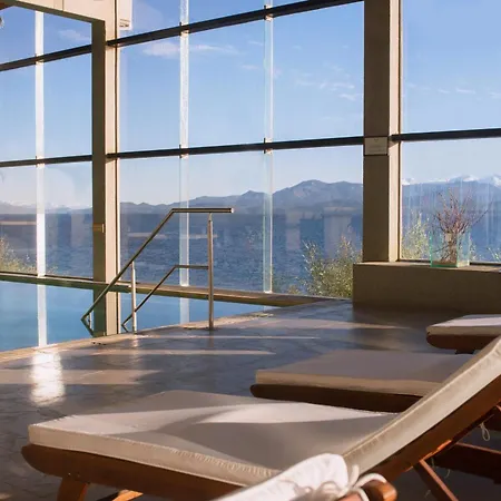 Alma Del Lago Suites&Spa-3