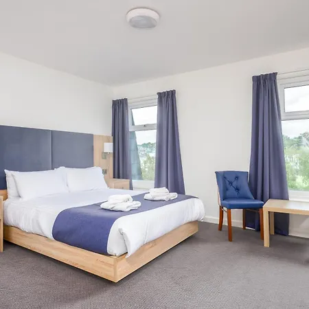 Abbey Lawn Hotel-2