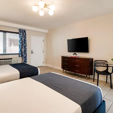 Waterside Hotel And Suites-3