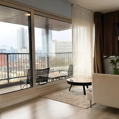 Rotterdam Teleport Hotel-2