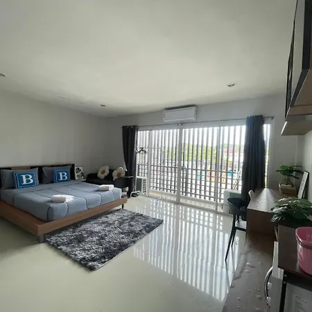 Bell Lifestyle Hostel Phuket-3