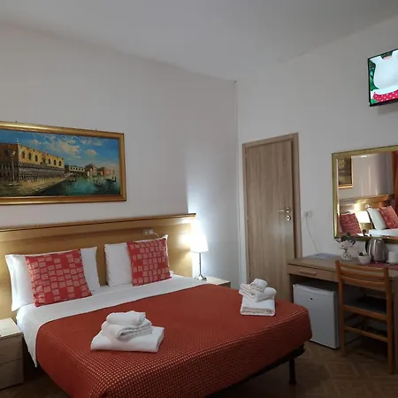 Hotel Tito-3
