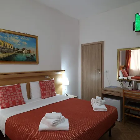 Hotel Tito-2