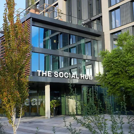 The Social Hub Barcelona Poblenou Extended Stay-2