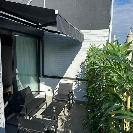 Smart And Simple Hotel Karakoy-2