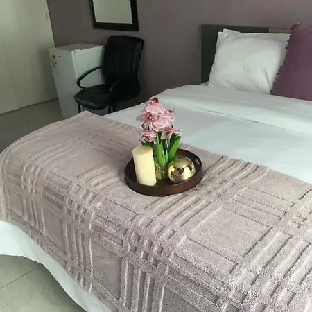Paradise Guest House-3